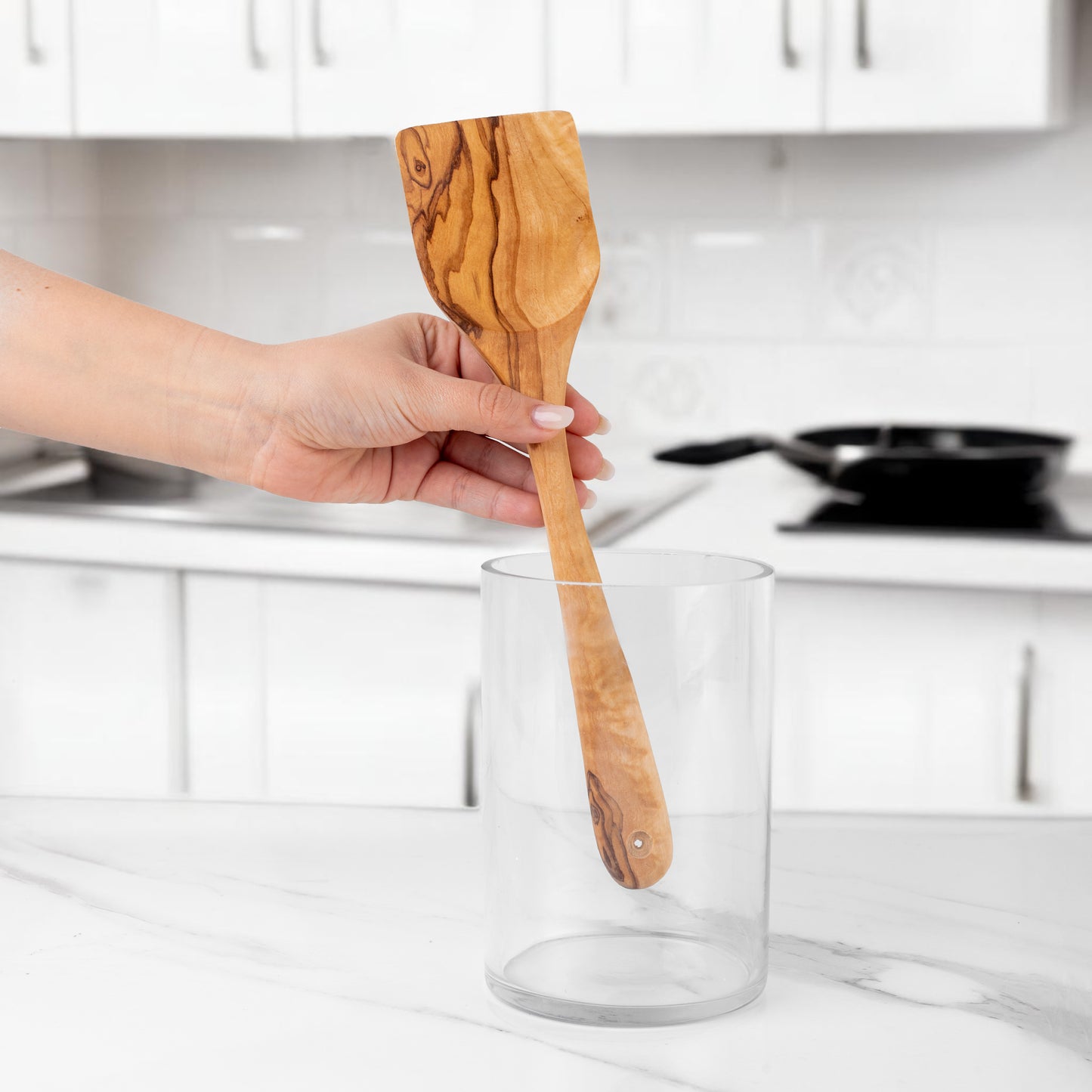 Spatule en bois d'olivier estonien faite à la main de 30 cm (11,8 po)
