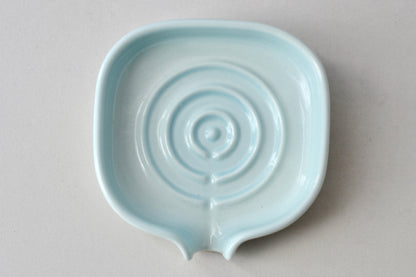Porte-savon en porcelaine auto-drainant